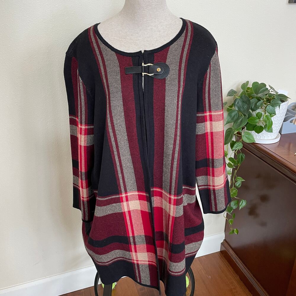 Anne Klein Red Black Plaid Tunic Sweater Toggle Neckline Cozy Layer